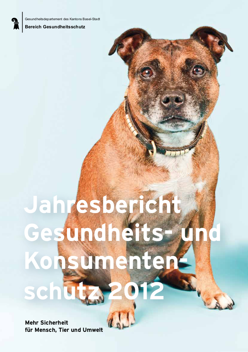 Deckblatt des Jahresberichts 2012 des Bereichs Gesundheitsschutz mit Titelfoto eines sitzenden Hundes mit braunem Fell vor hellblauem Hintergrund